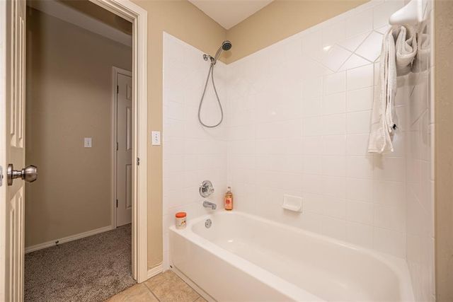 800 Longmeadow Court, Edmond, OK 73003