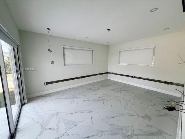 18891 NE 20th Ave, North Miami Beach, FL 33179