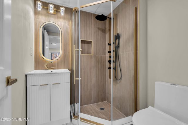 537 S Atlantic Avenue, Aberdeen, NJ 07747