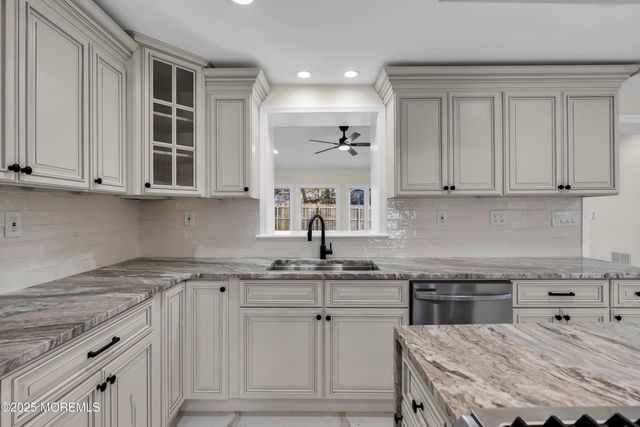 537 S Atlantic Avenue, Aberdeen, NJ 07747