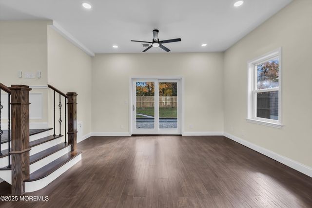 537 S Atlantic Avenue, Aberdeen, NJ 07747