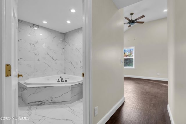 537 S Atlantic Avenue, Aberdeen, NJ 07747