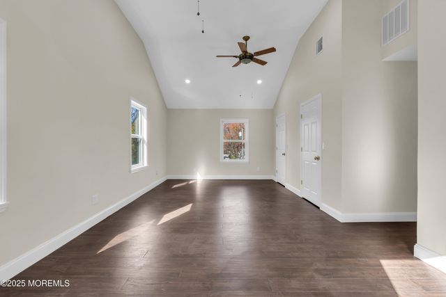 537 S Atlantic Avenue, Aberdeen, NJ 07747