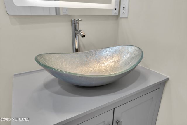 537 S Atlantic Avenue, Aberdeen, NJ 07747