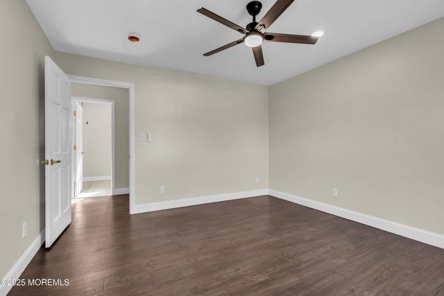 537 S Atlantic Avenue, Aberdeen, NJ 07747