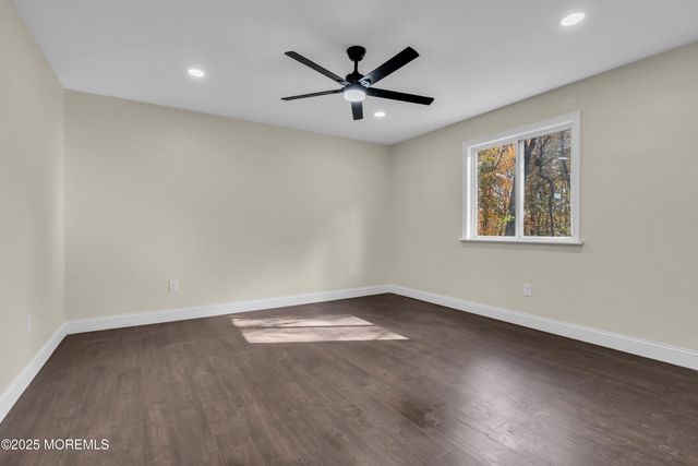 537 S Atlantic Avenue, Aberdeen, NJ 07747