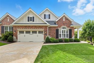153 Kendall Bluff Court, Chesterfield, MO 63017