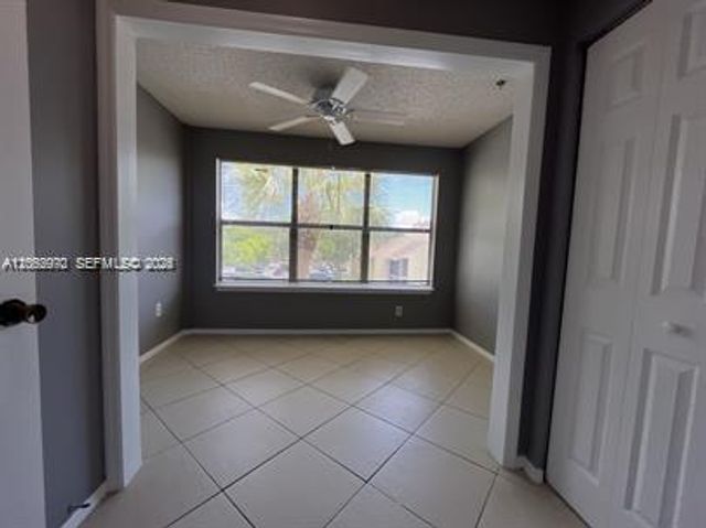 2313 N Congress Ave 34, Boynton Beach, FL 33426