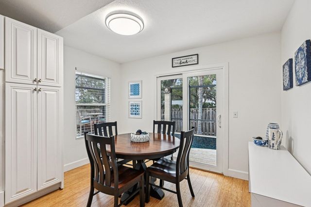 6364 Putnam St, St Augustine, FL 32080