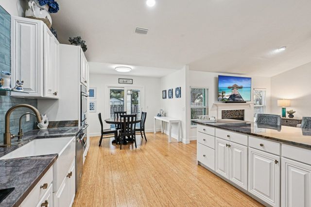 6364 Putnam St, St Augustine, FL 32080