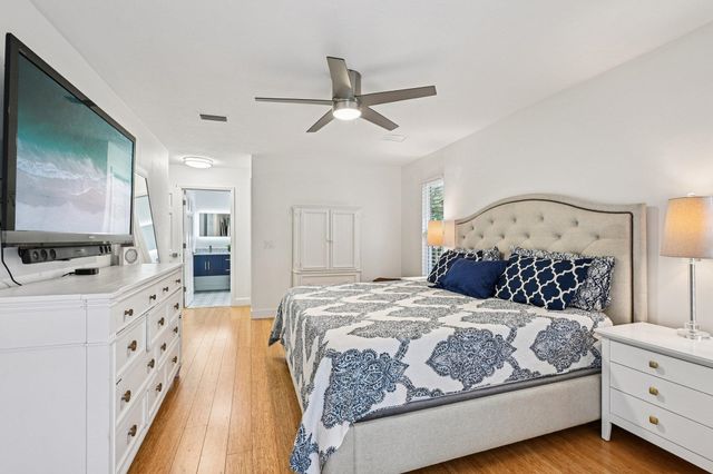 6364 Putnam St, St Augustine, FL 32080