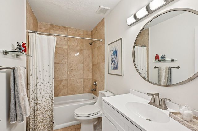 6364 Putnam St, St Augustine, FL 32080