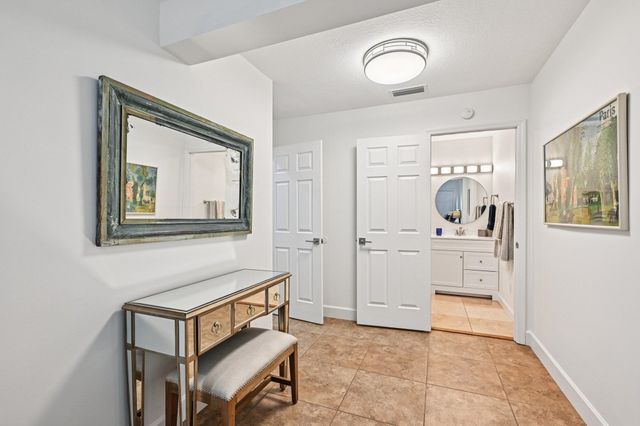 6364 Putnam St, St Augustine, FL 32080