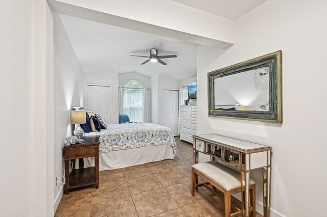 6364 Putnam St, St Augustine, FL 32080