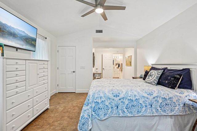 6364 Putnam St, St Augustine, FL 32080