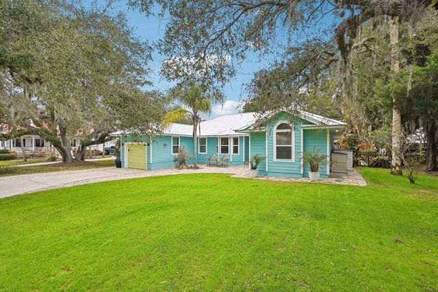 6364 Putnam St, St Augustine, FL 32080