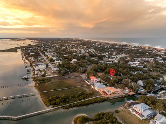 6364 Putnam St, St Augustine, FL 32080