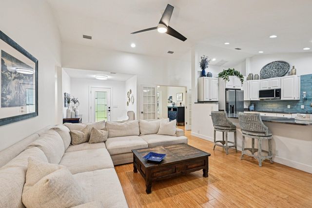 6364 Putnam St, St Augustine, FL 32080