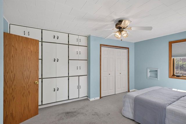 238 CRESTVIEW LANE, Nekoosa, WI 54457