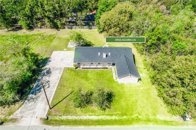 3903 Acorn Ln, Kingwood, TX 77365