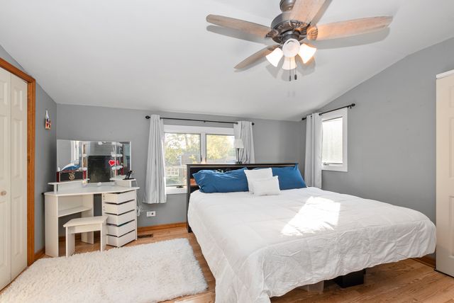 4045 Stillwell Place, Oak Lawn, IL 60453