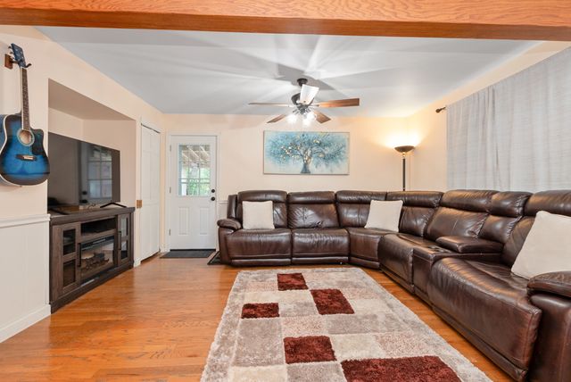 4045 Stillwell Place, Oak Lawn, IL 60453