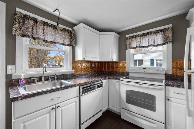 66 Oak St Ext, Dalton, MA 01226