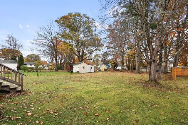 66 Oak St Ext, Dalton, MA 01226