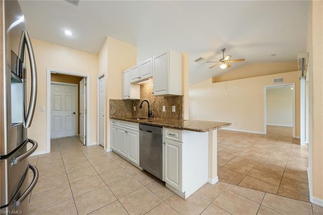302 NE 24th AVE, Cape Coral, FL 33909