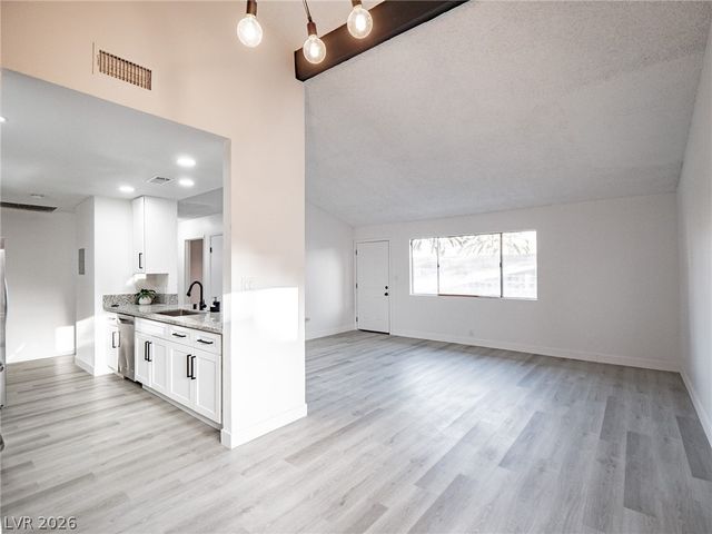 4386 Caliente Street, Las Vegas, NV 89119