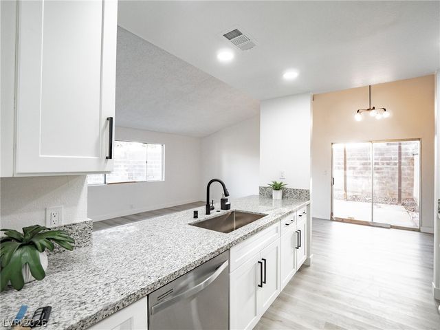 4386 Caliente Street, Las Vegas, NV 89119