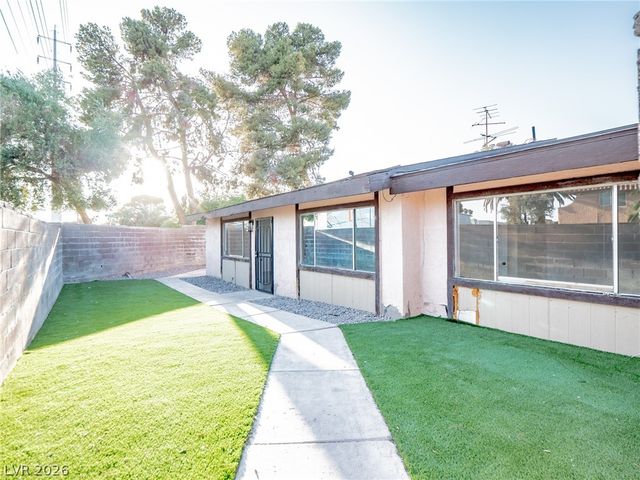 4386 Caliente Street, Las Vegas, NV 89119