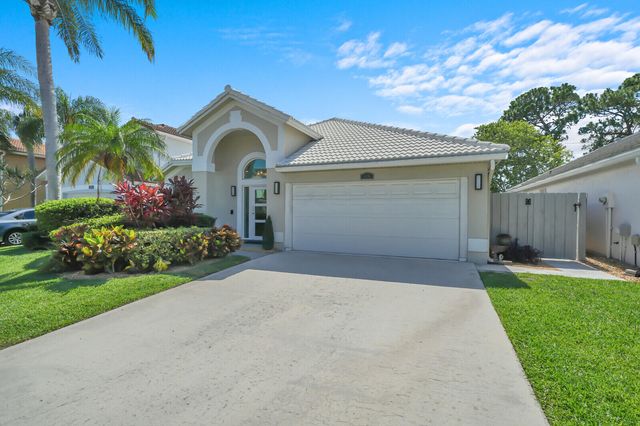 116 Cypress Cove, Jupiter, FL 33458
