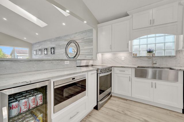 116 Cypress Cove, Jupiter, FL 33458