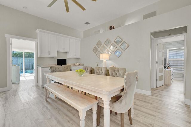 116 Cypress Cove, Jupiter, FL 33458