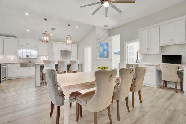 116 Cypress Cove, Jupiter, FL 33458