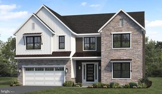 111 BLUE MOUNTAIN BLVD, Carlisle, PA 17013