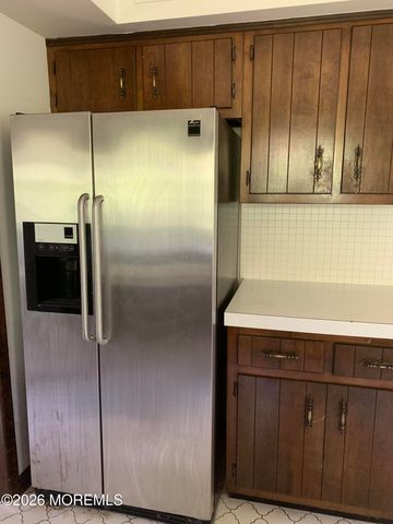 2 Carbury Road, Ocean Twp, NJ 07712