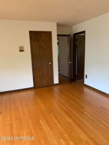 2 Carbury Road, Ocean Twp, NJ 07712