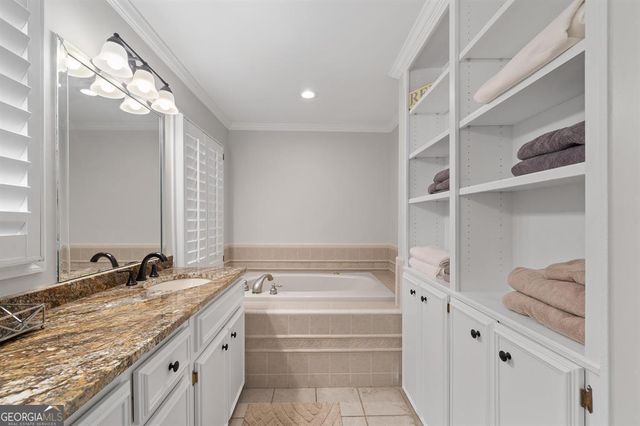 1039 Planters Trail, Greensboro, GA 30642
