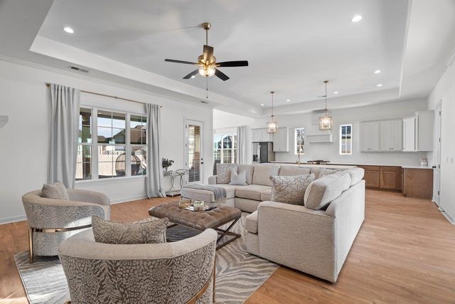 9554 GRAYS VALLEY DR, Cordova, TN 38018