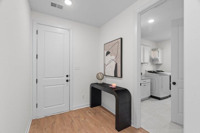 9554 GRAYS VALLEY DR, Cordova, TN 38018