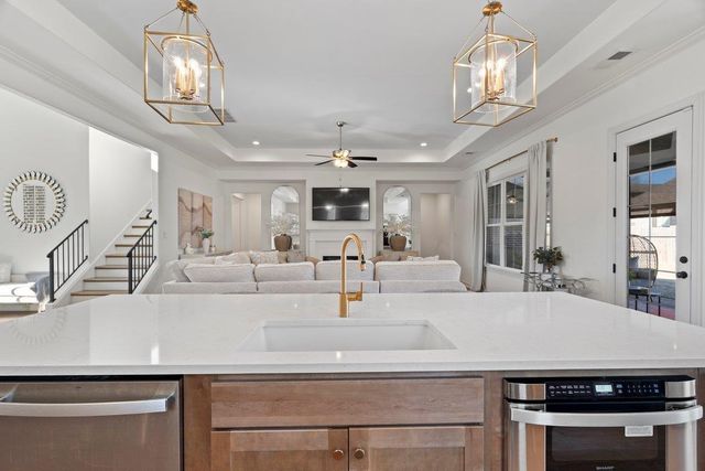 9554 GRAYS VALLEY DR, Cordova, TN 38018