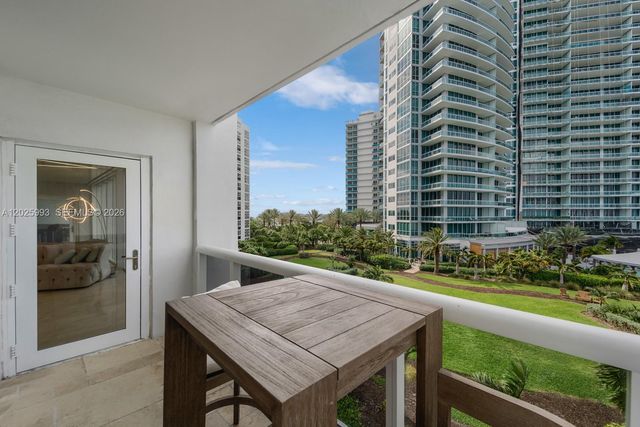 10275 Collins Ave 507, Bal Harbour, FL 33154
