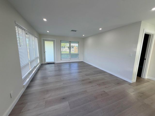 2070 NE 56th Street 1, Fort Lauderdale, FL 33308