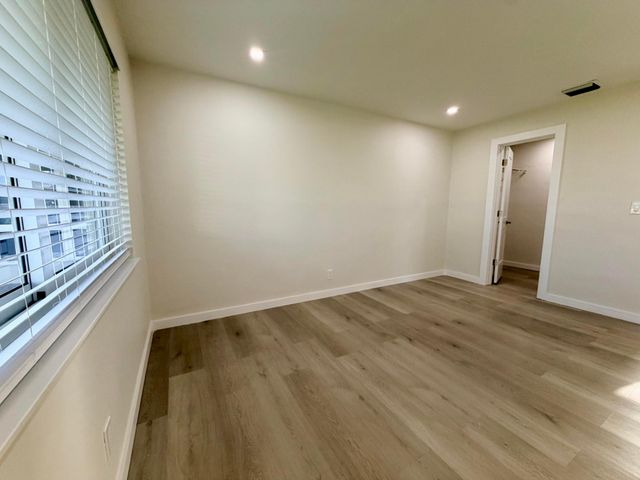 2070 NE 56th Street 1, Fort Lauderdale, FL 33308