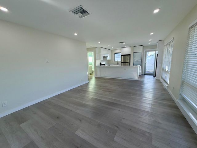 2070 NE 56th Street 1, Fort Lauderdale, FL 33308