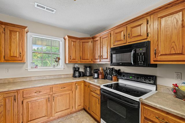 1140 LONG RD, Covington, TN 38019