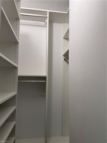 3450 Gulf Shore BLVD N 305, Naples, FL 34103