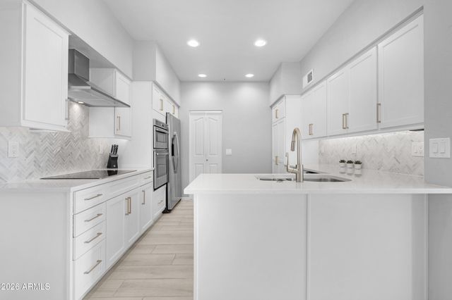 25555 N WINDY WALK Drive 75, Scottsdale, AZ 85255